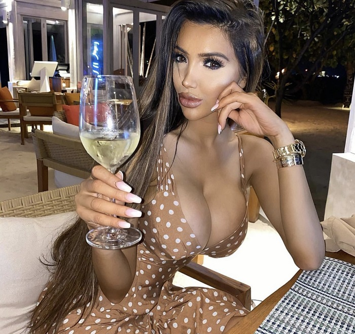 Chloe Khan